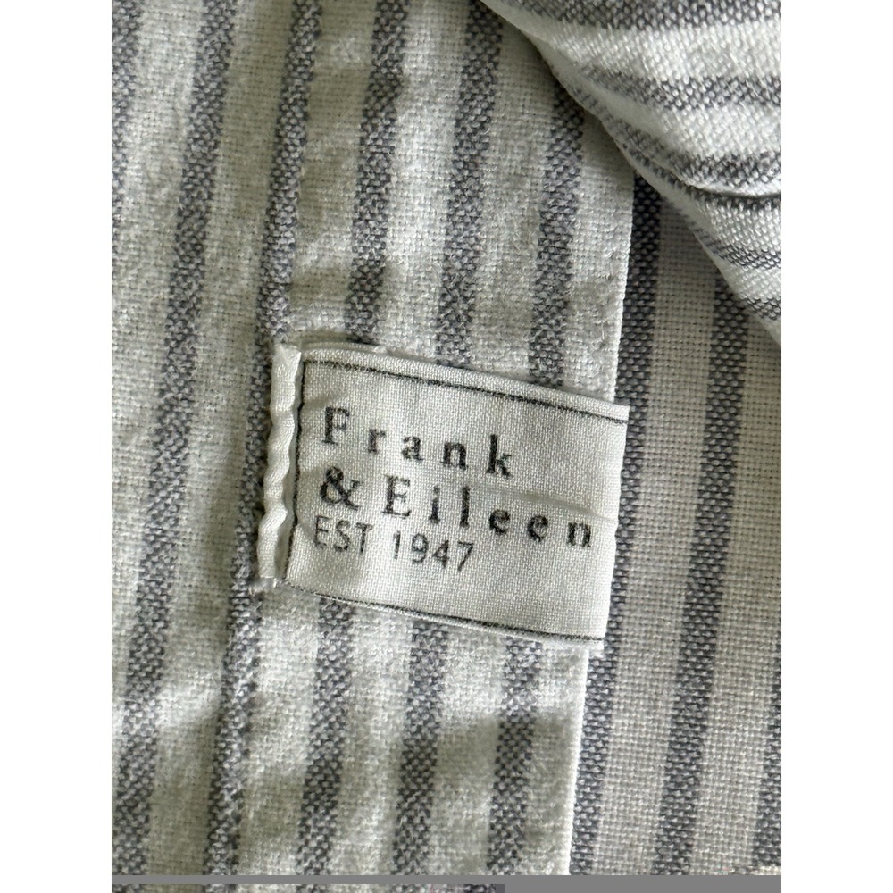 Frank‎ & Eileen Barry Button Down Shirt Womens XS Blue White Striped Cotton - Picture 8 of 11